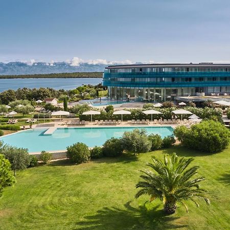ファルケンステインナー ホテル&スパ ラデラ ペトルチャネ エクステリア 写真 The Westin Resort Lake Annecy