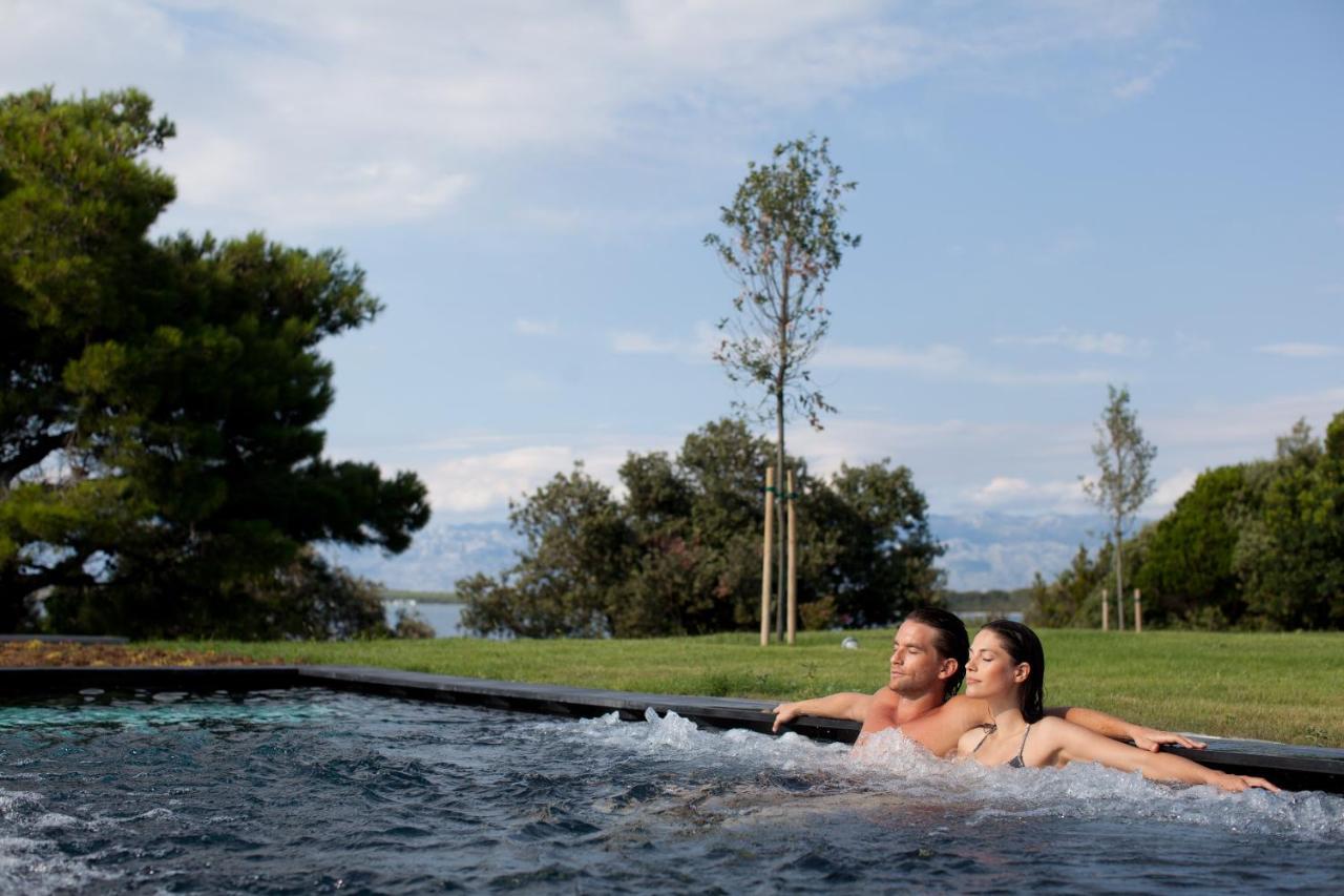 ファルケンステインナー ホテル&スパ ラデラ ペトルチャネ エクステリア 写真 Thermae
